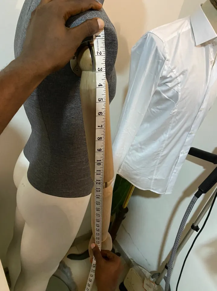 Sleeve length measured from shoulder to wrist